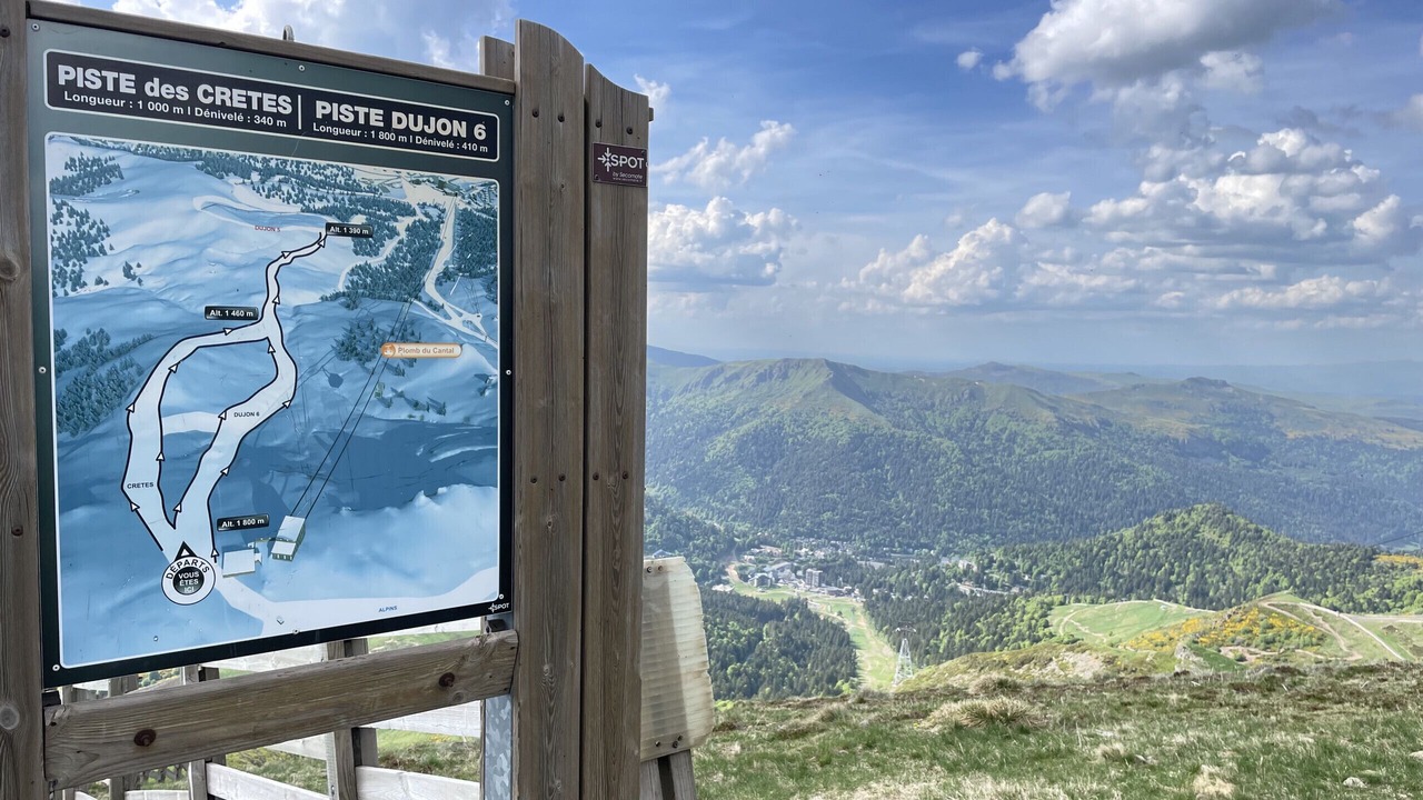 Photo of Others in Laveissiere