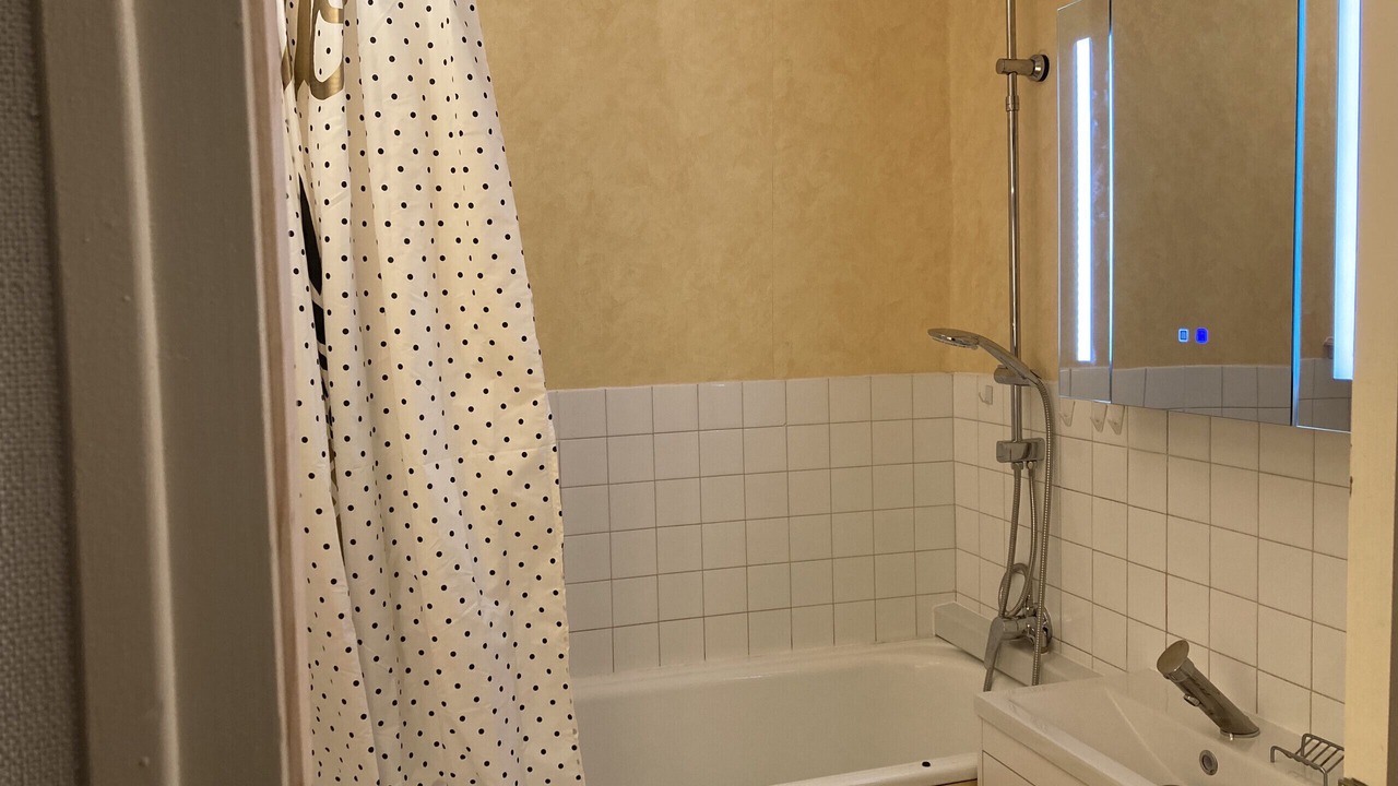 Photo of Bathroom in Laveissiere