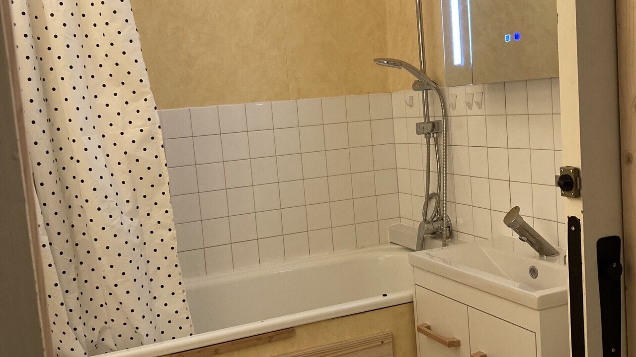 Photo of Bathroom in Laveissiere