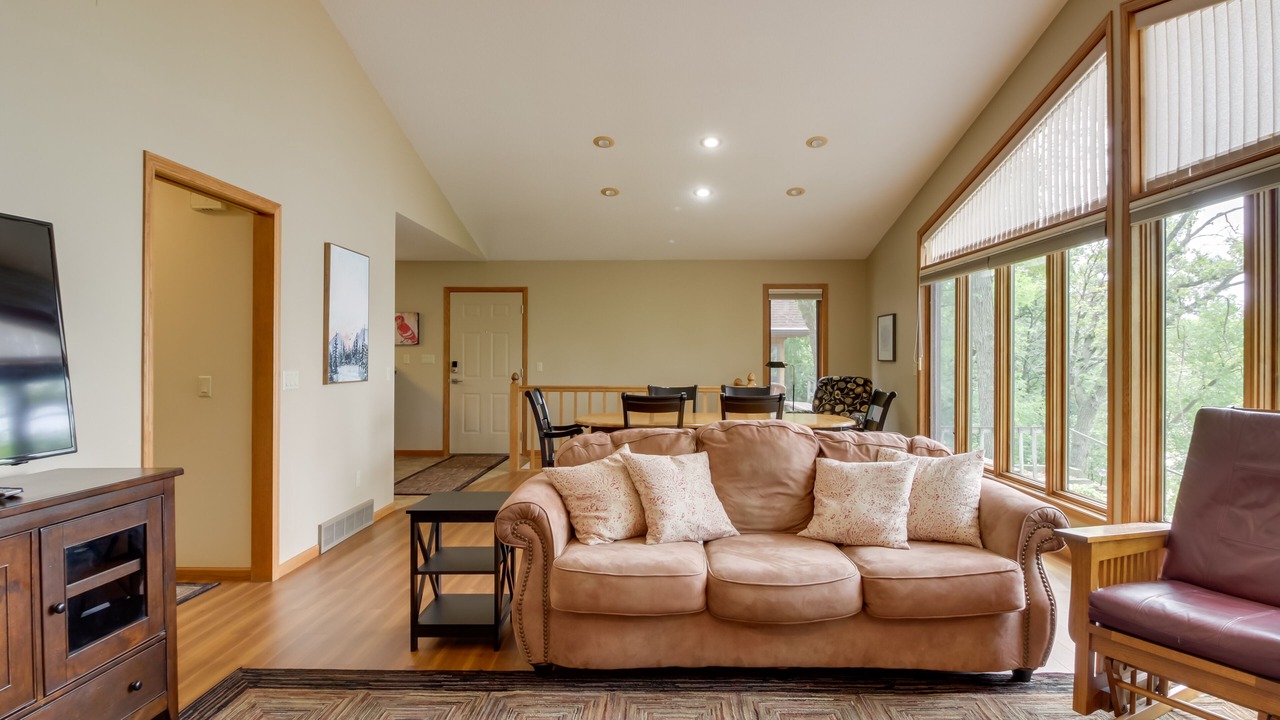 Photo of Livingroom in Alexandria