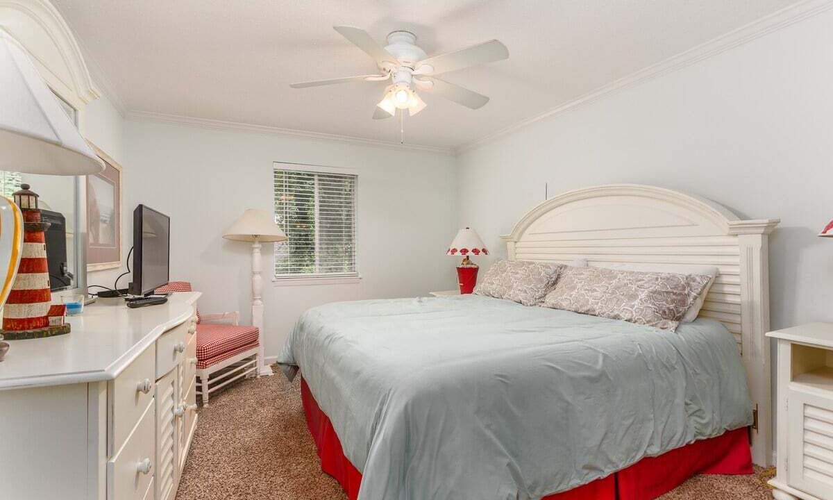 Photo of Bedroom in Demere Park