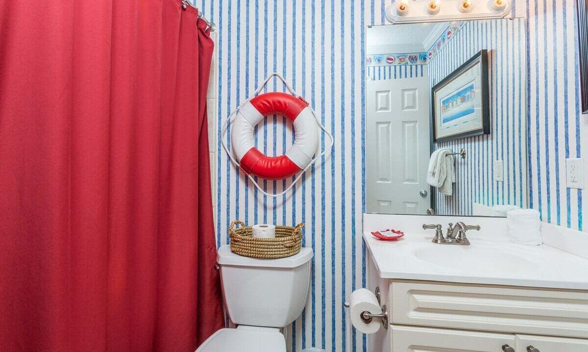 Photo of Bathroom in Demere Park