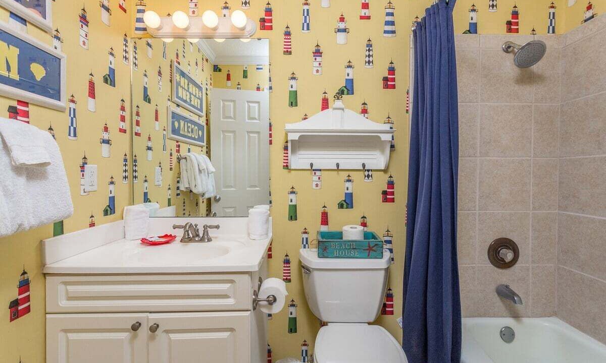 Photo of Bathroom in Demere Park