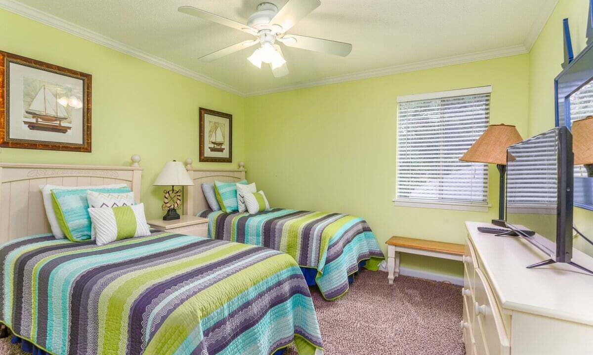 Photo of Bedroom in Demere Park