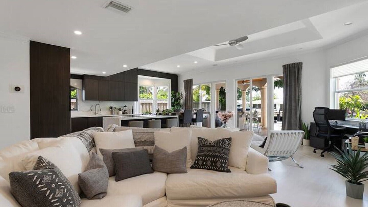 Photo of Livingroom in Wilton Manors