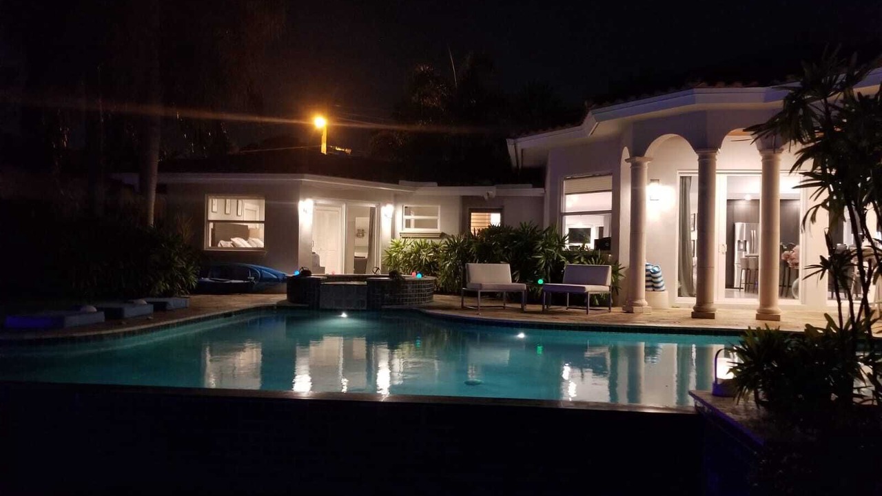 Photo of Outdoor in Wilton Manors