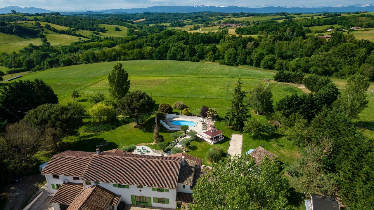 Photo of Outdoor in Saint-Martin-dOydes