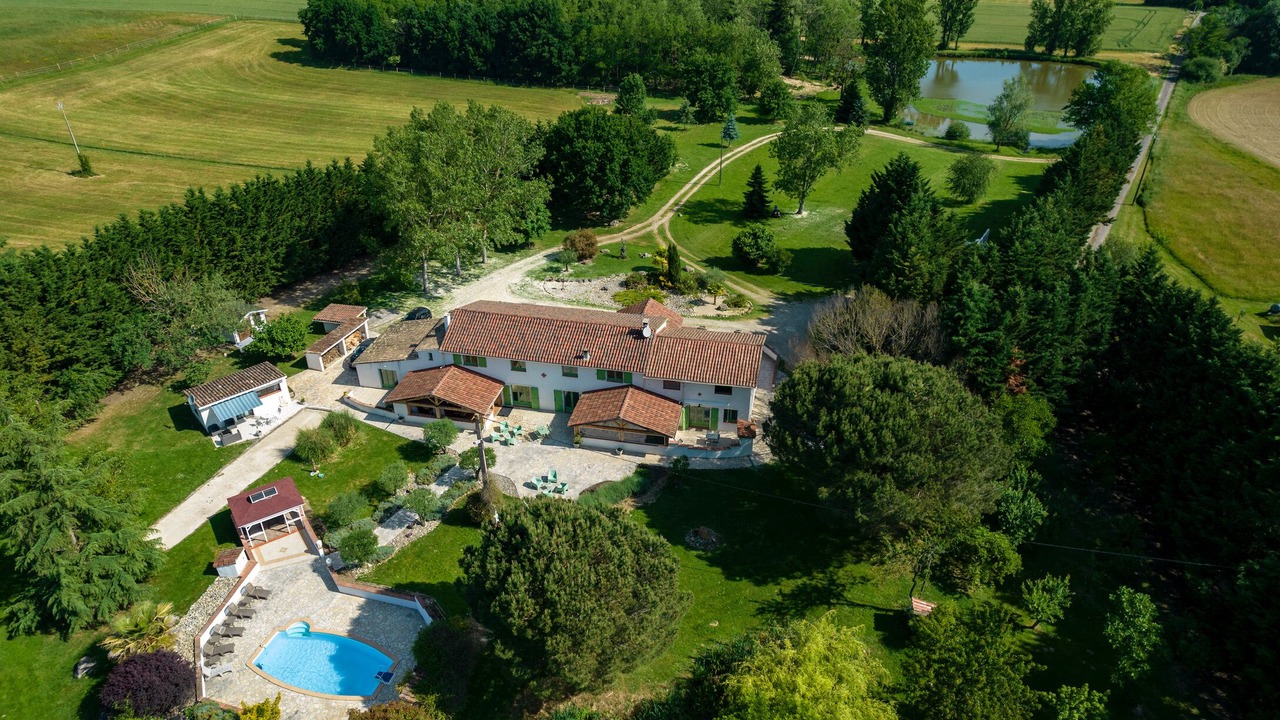 Photo of Outdoor in Saint-Martin-dOydes