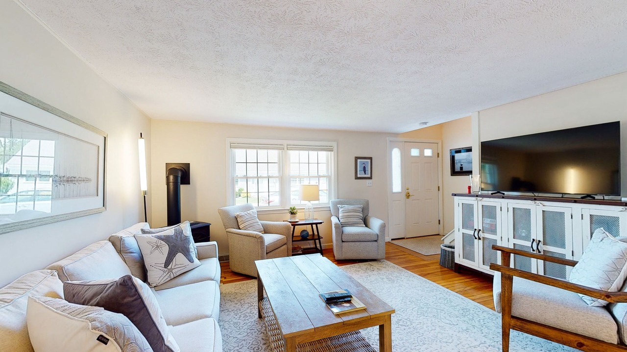 Photo of Livingroom in Falmouth