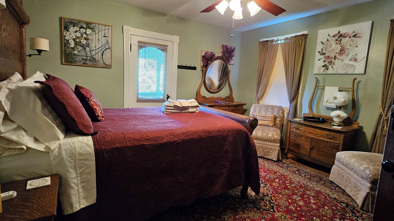 Photo of Bedroom in Lodi