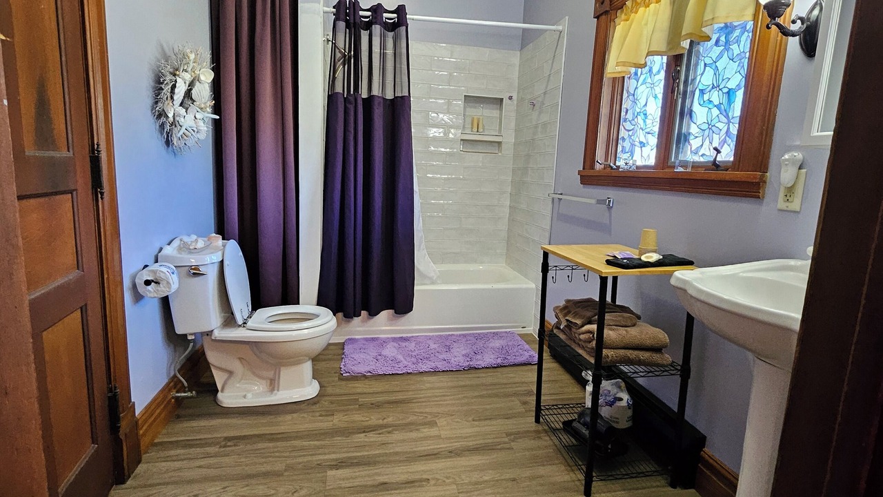 Photo of Bathroom in Lodi