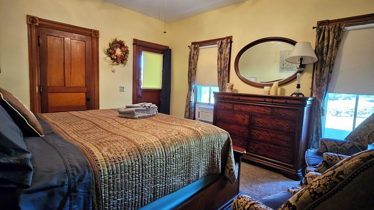Photo of Bedroom in Lodi