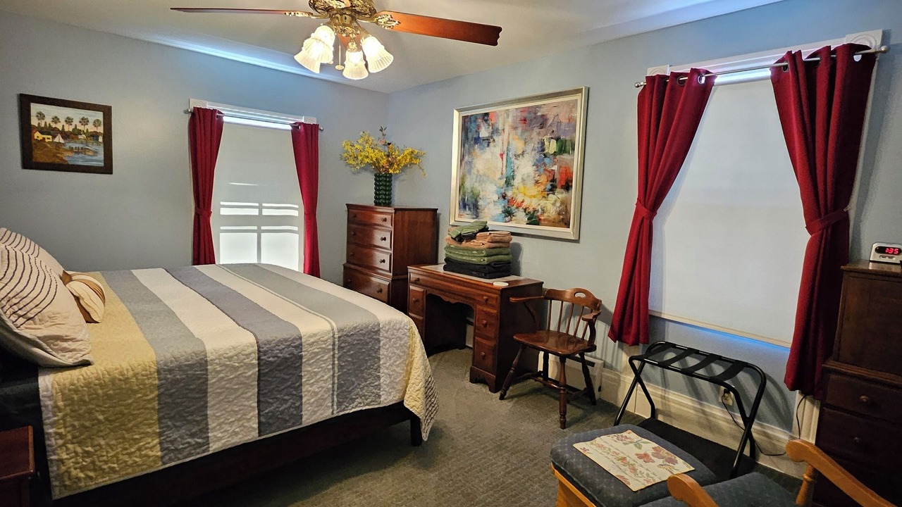 Photo of Bedroom in Lodi