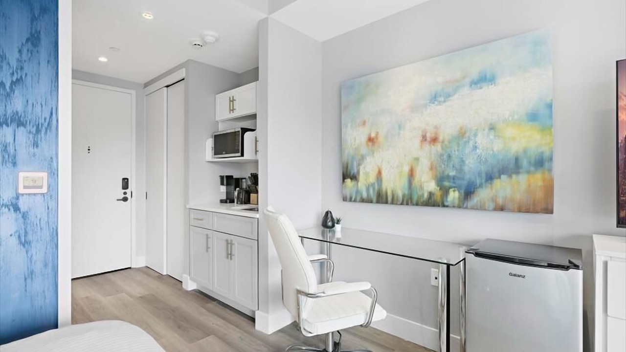 Photo of Others in Port Morris