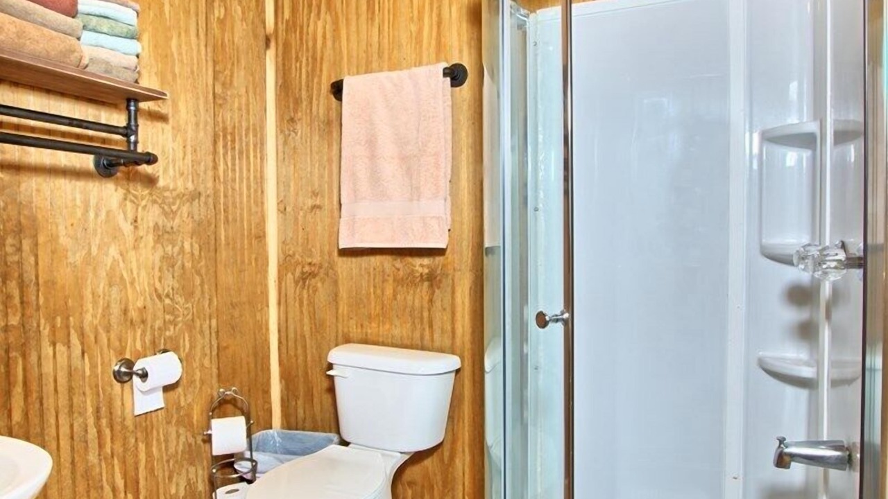 Photo of Bathroom in South Toledo Bend