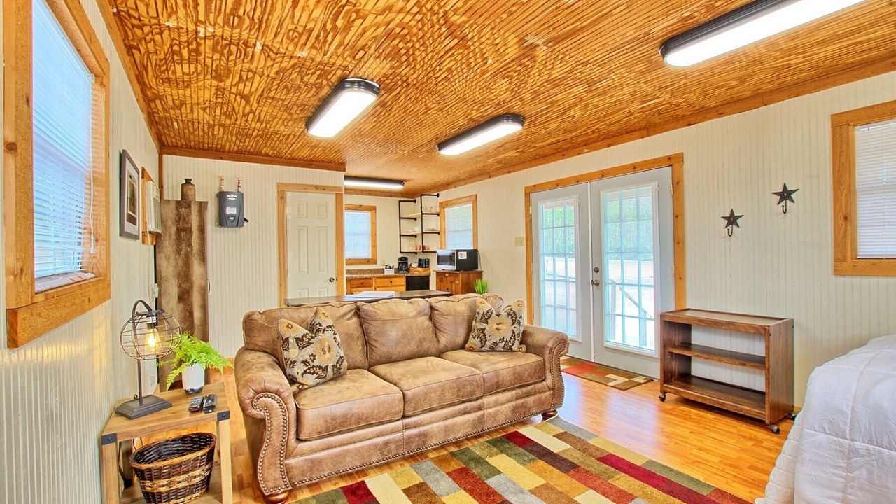 Photo of Livingroom in South Toledo Bend