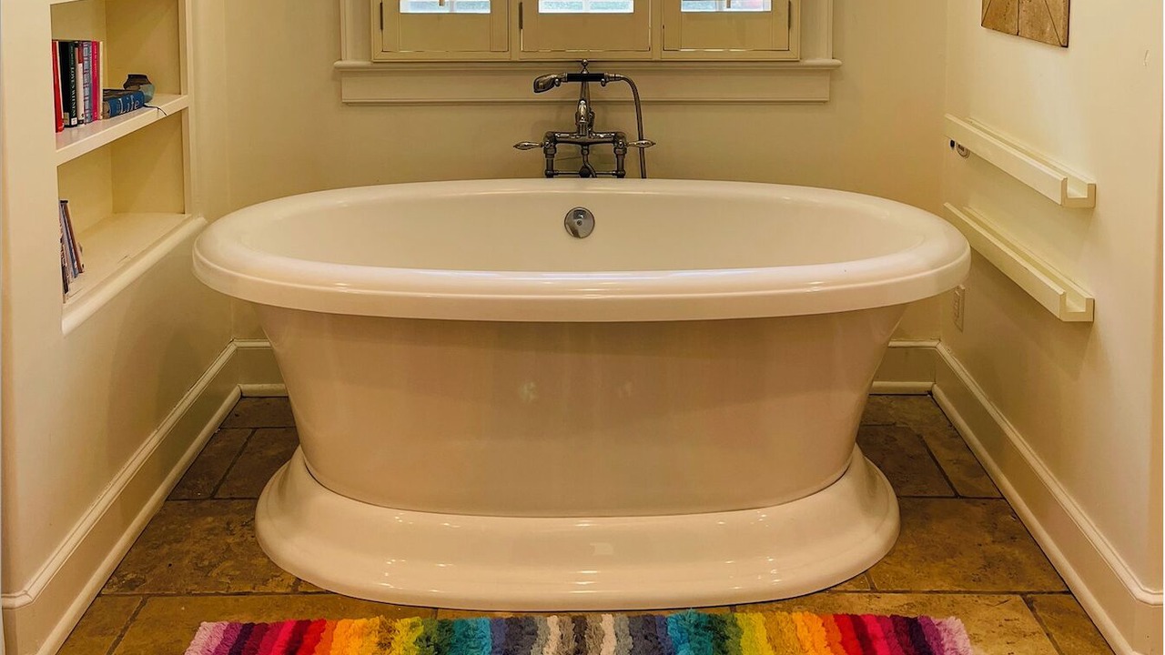 Photo of Bathroom in Brentwood