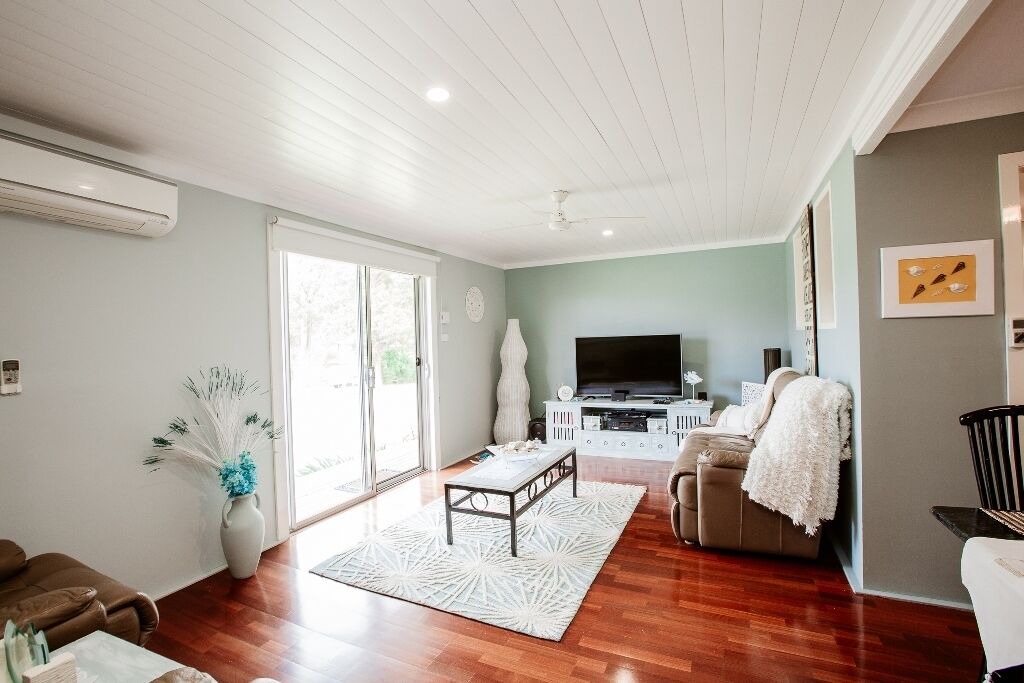 Photo of Livingroom in Basin View