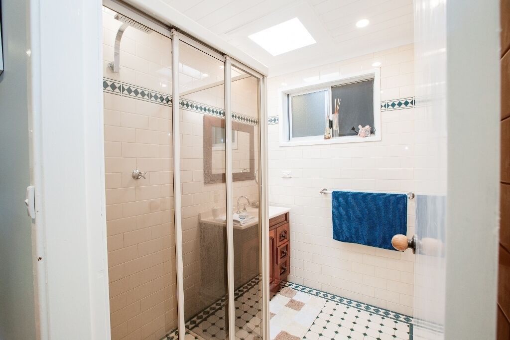 Photo of Bathroom in Basin View