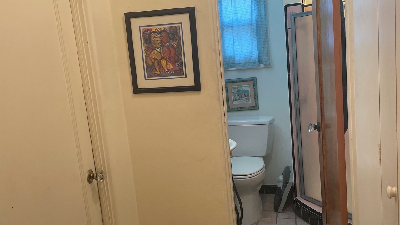 Photo of Bathroom in View Park-Windsor Hills