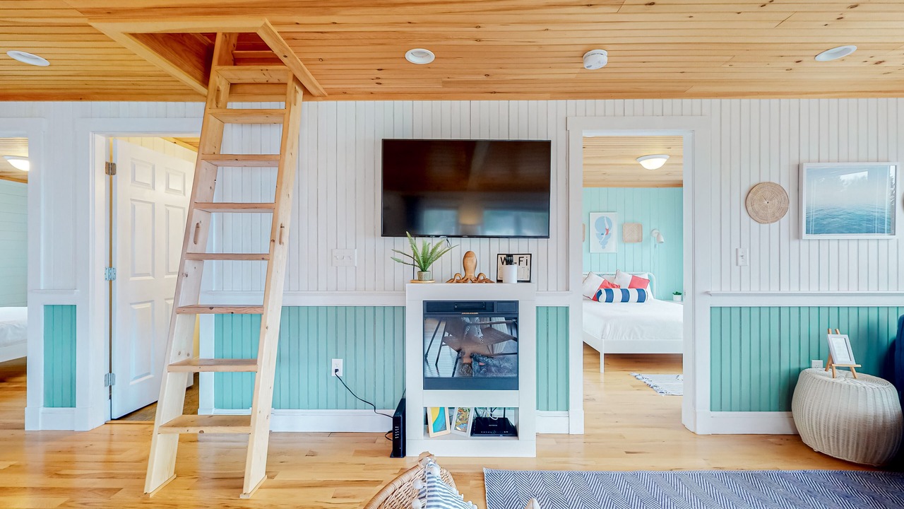 Photo of Livingroom in Tenants Harbor