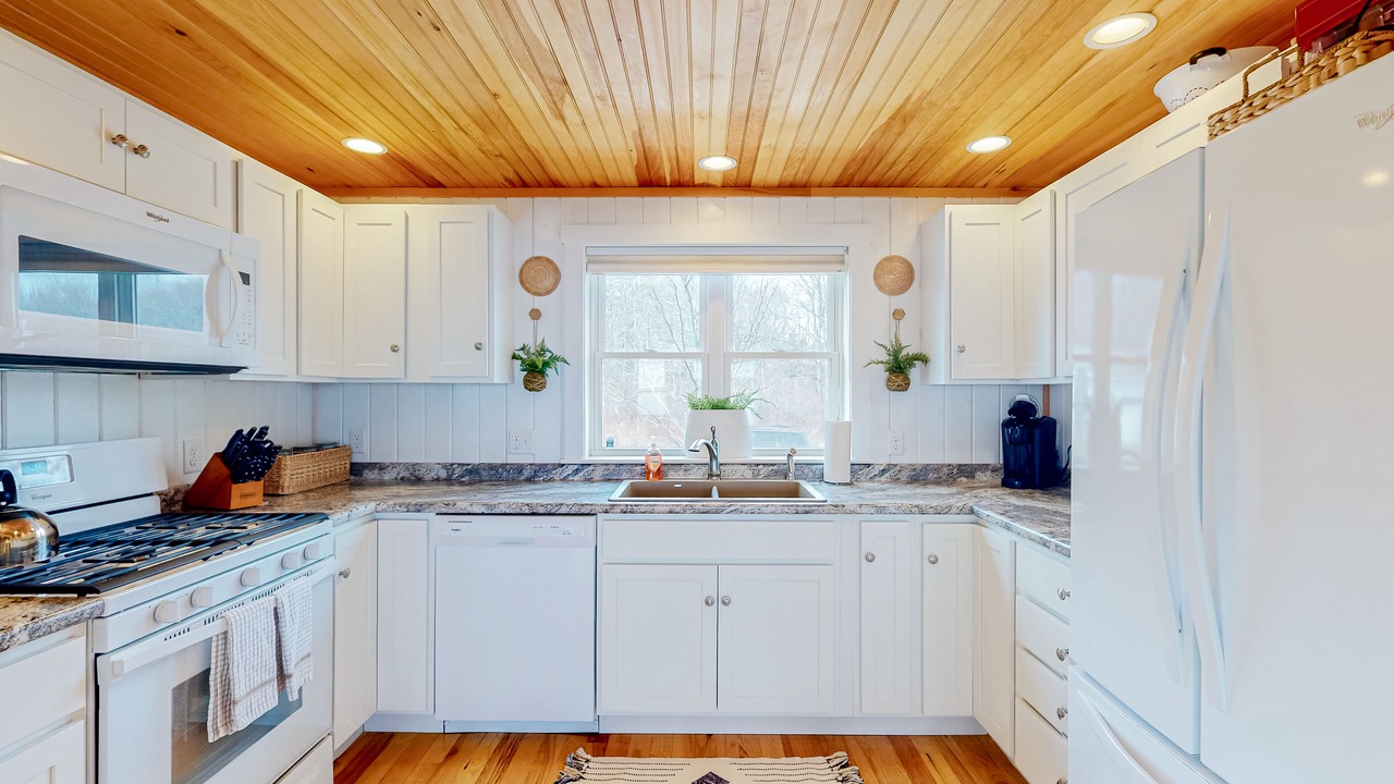 Photo of Kitchen in Tenants Harbor