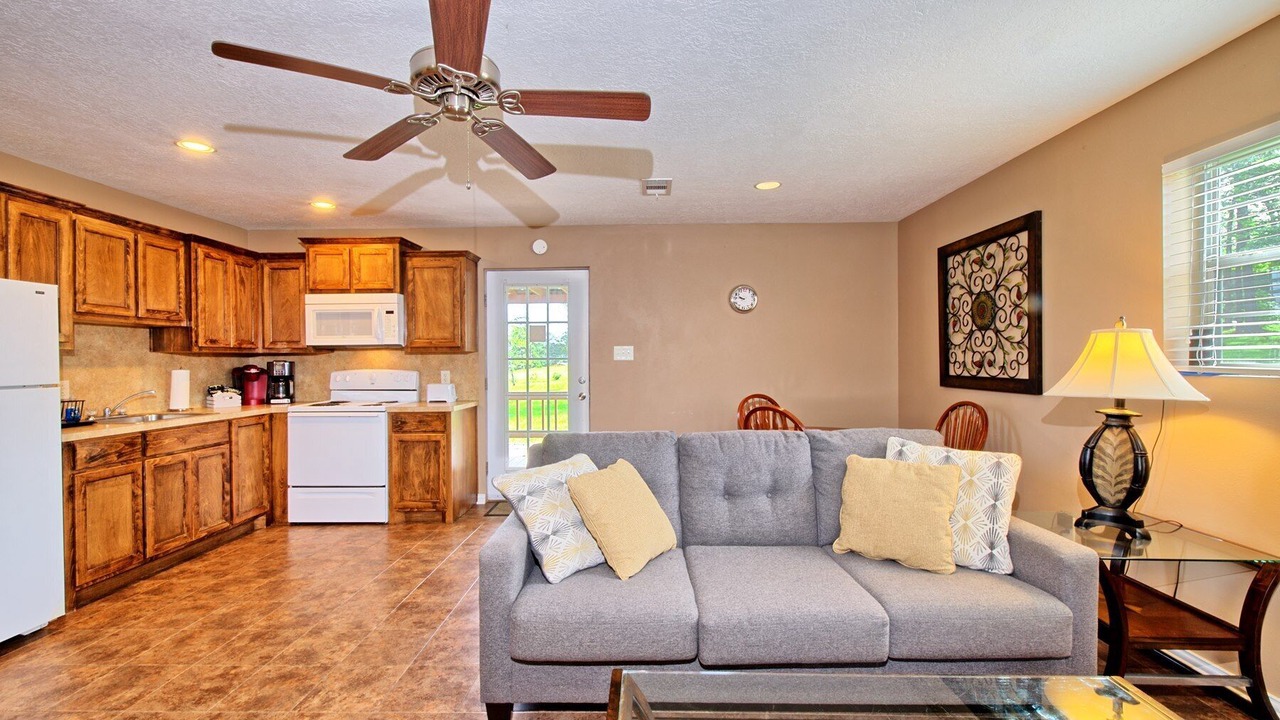 Photo of Livingroom in South Toledo Bend