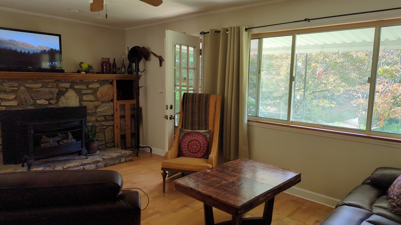 Photo of Livingroom in Green Mountain