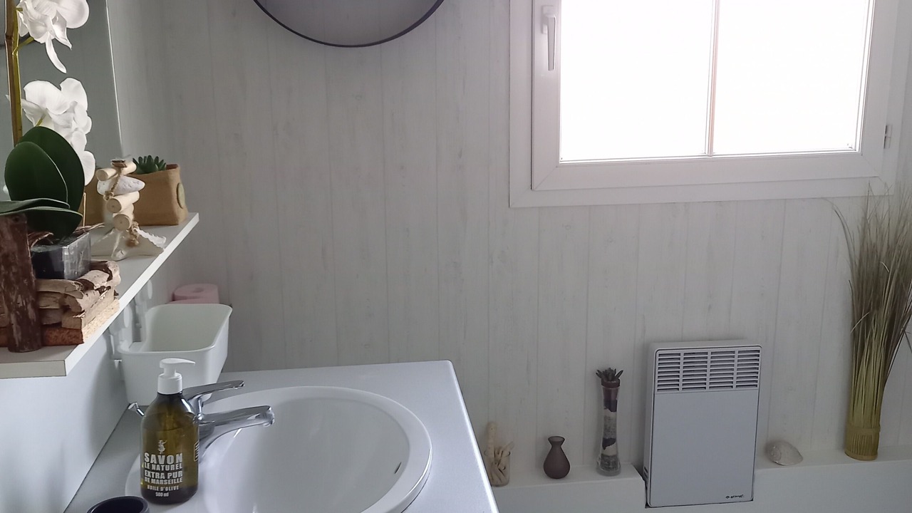 Photo of Bathroom in Bois-Guillaume