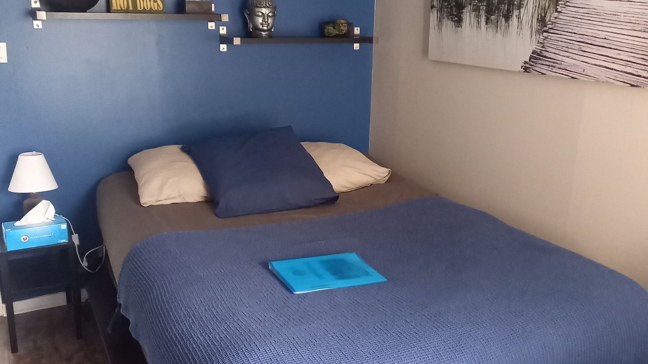 Photo of Bedroom in Bois-Guillaume