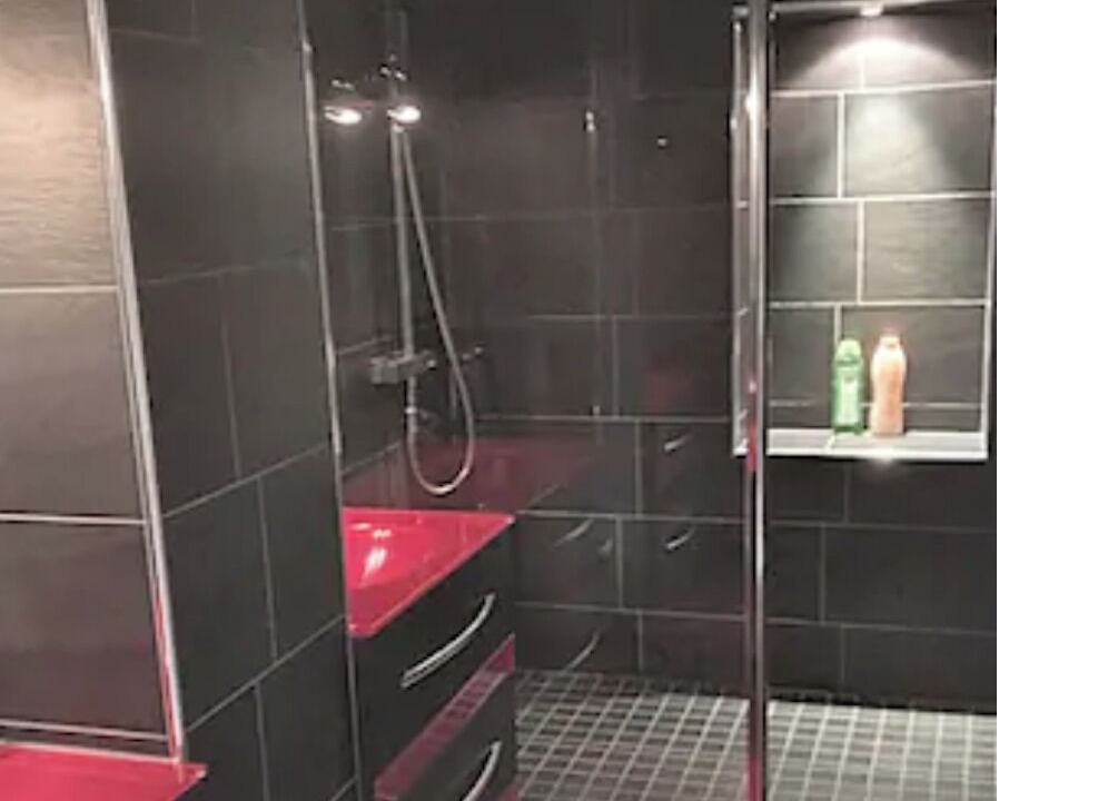 Photo of Bathroom in Cessy