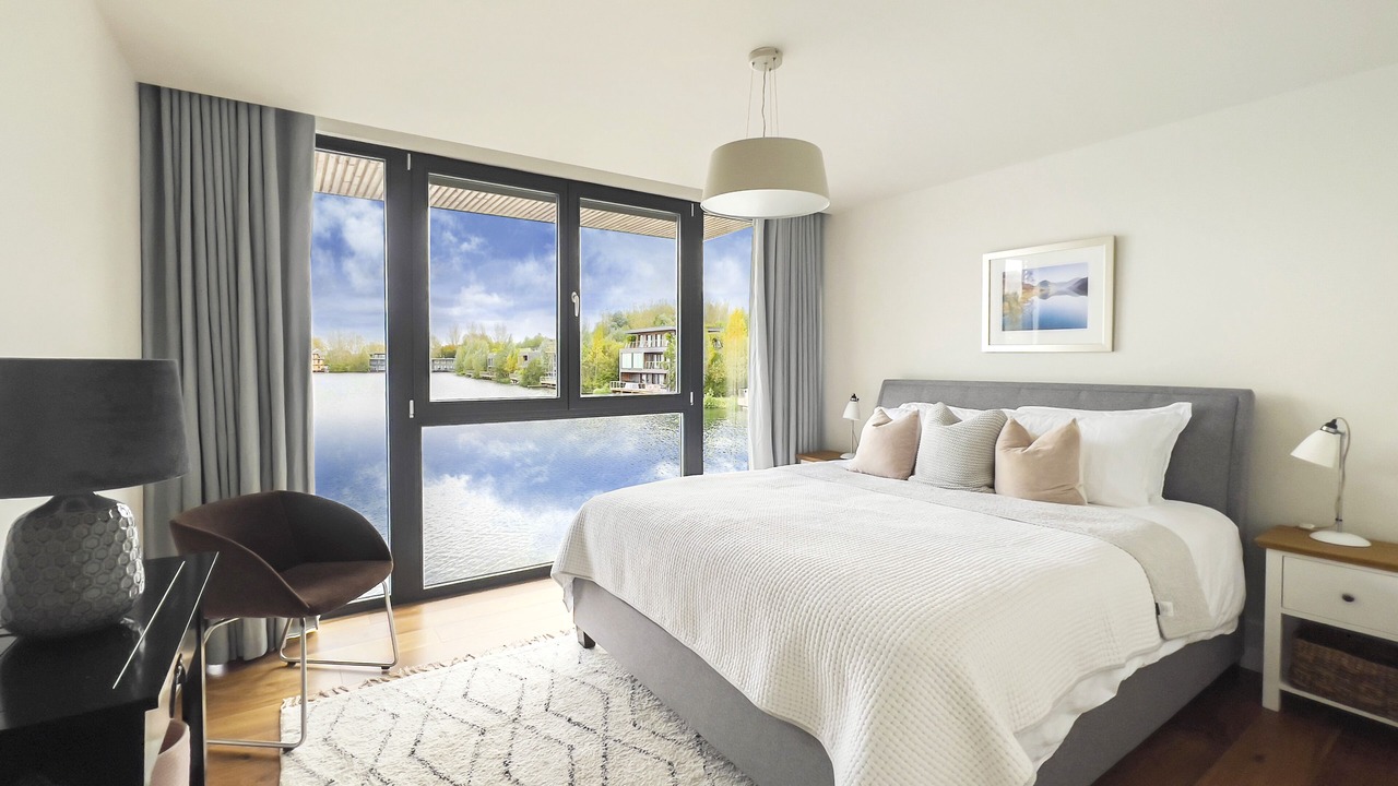 Photo of Bedroom in Lechlade