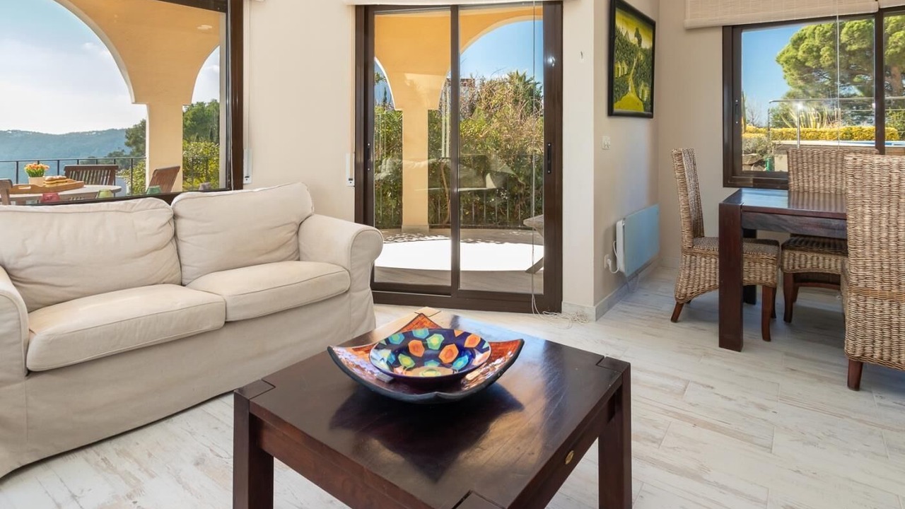 Photo of Livingroom in Tamariu