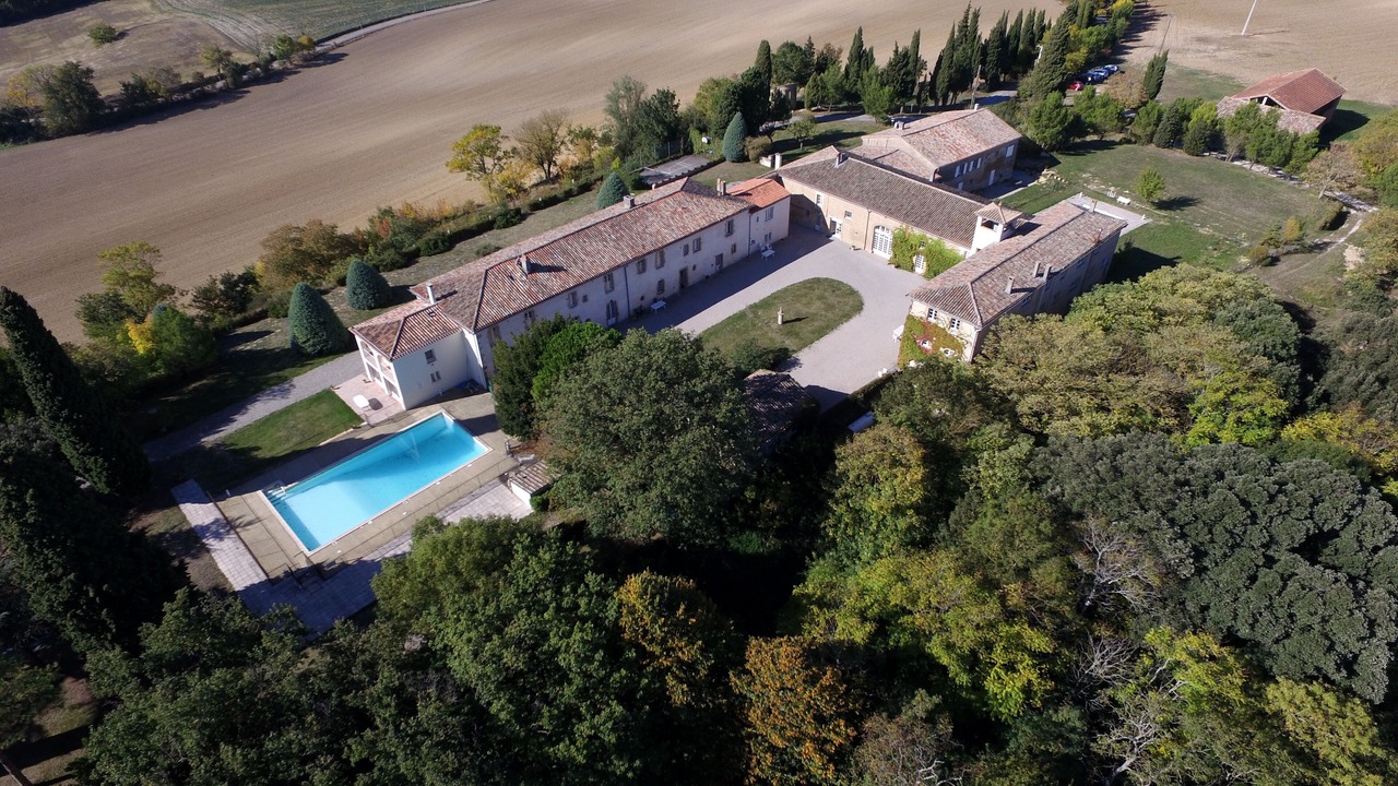 Photo of Outdoor in Airoux