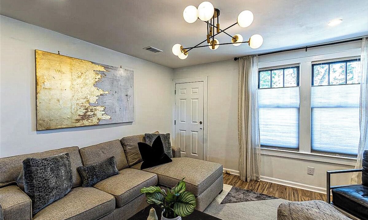 Photo of Livingroom in Olde Town Augusta