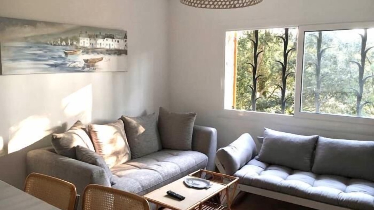 Photo of Livingroom in Tamariu