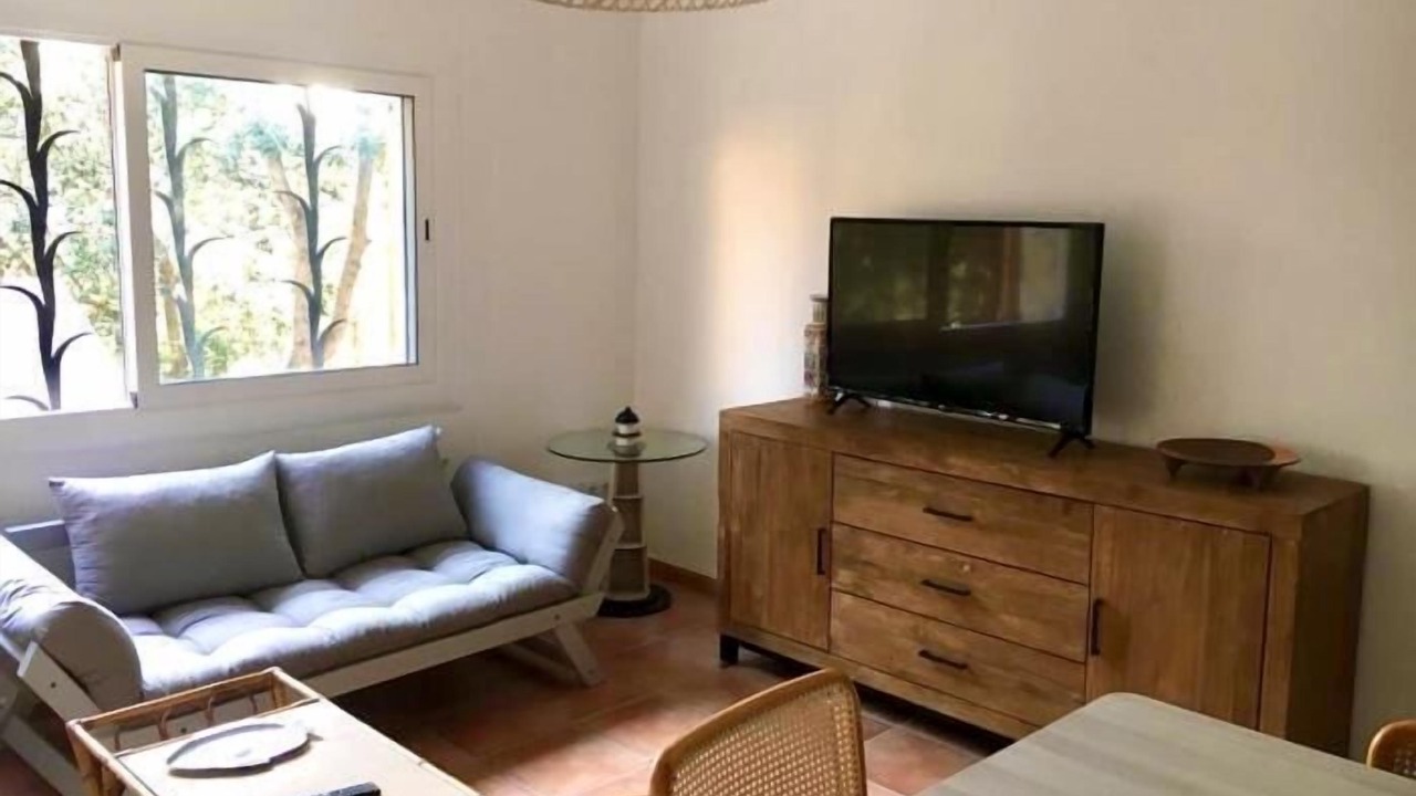 Photo of Livingroom in Tamariu