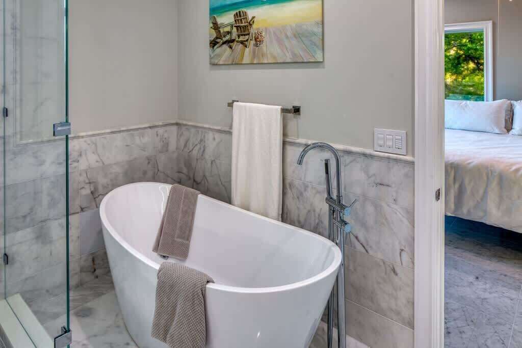 Photo of Bathroom in Key Largo