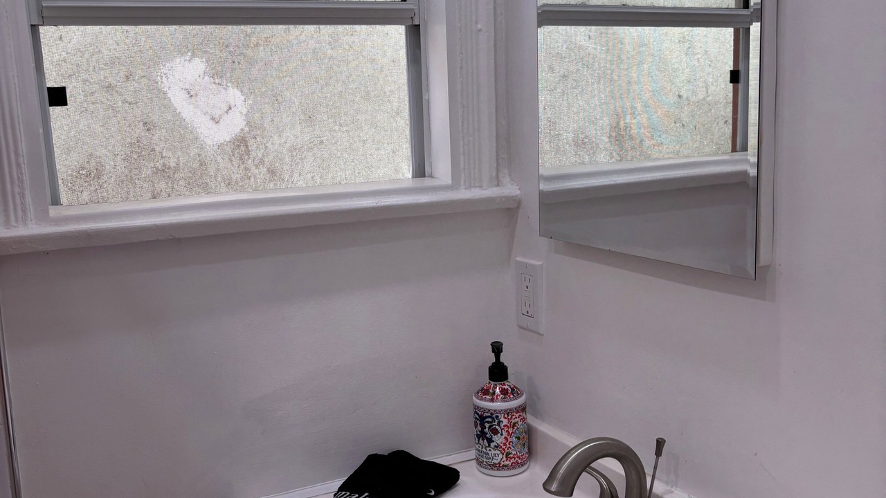 Photo of Bathroom in West Los Angeles