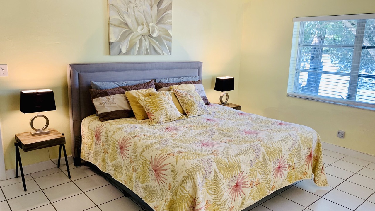 Photo of Bedroom in Deerfield Beach