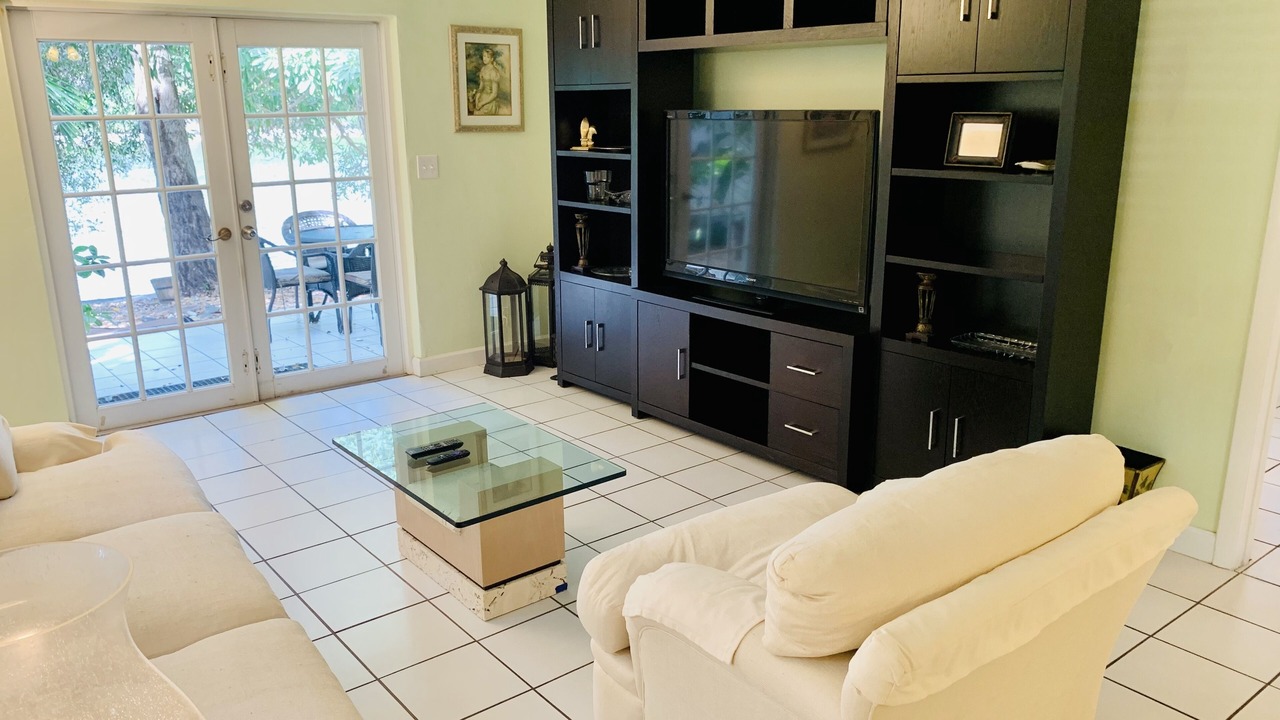 Photo of Livingroom in Deerfield Beach