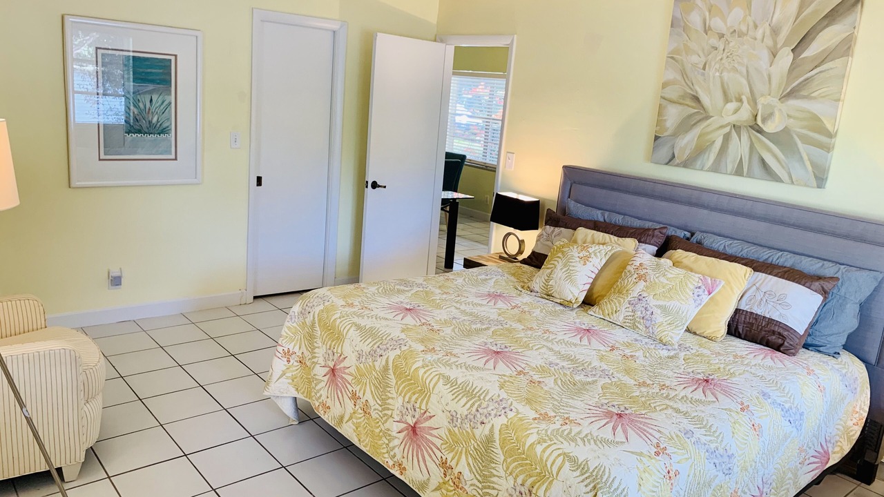 Photo of Bedroom in Deerfield Beach