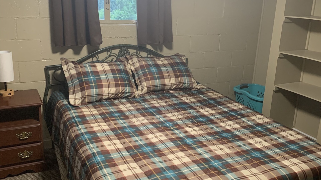 Photo of Bedroom in Oakland