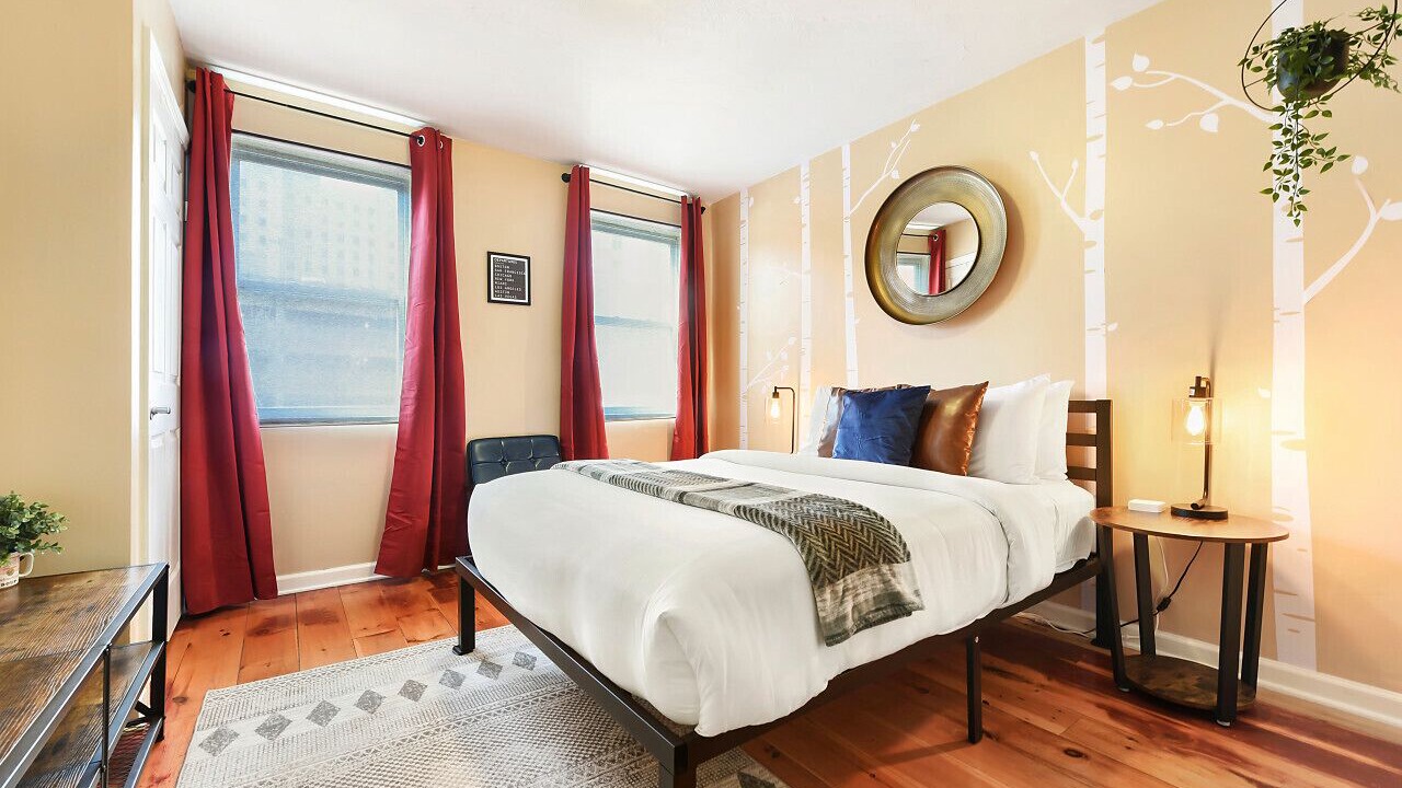 Photo of Bedroom in East Allegheny