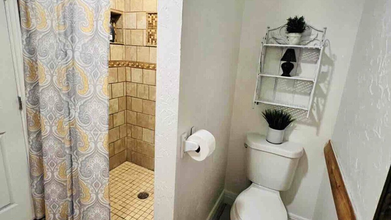 Photo of Bathroom in Southwest Arlington