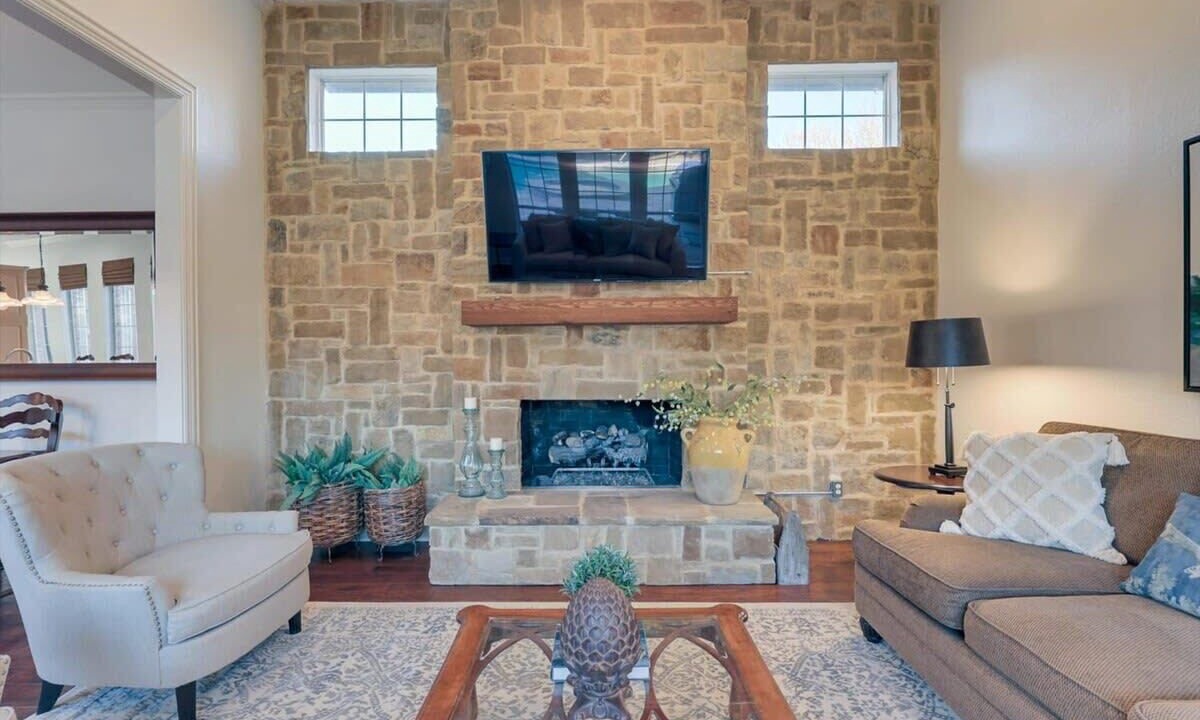 Photo of Livingroom in Mesquite