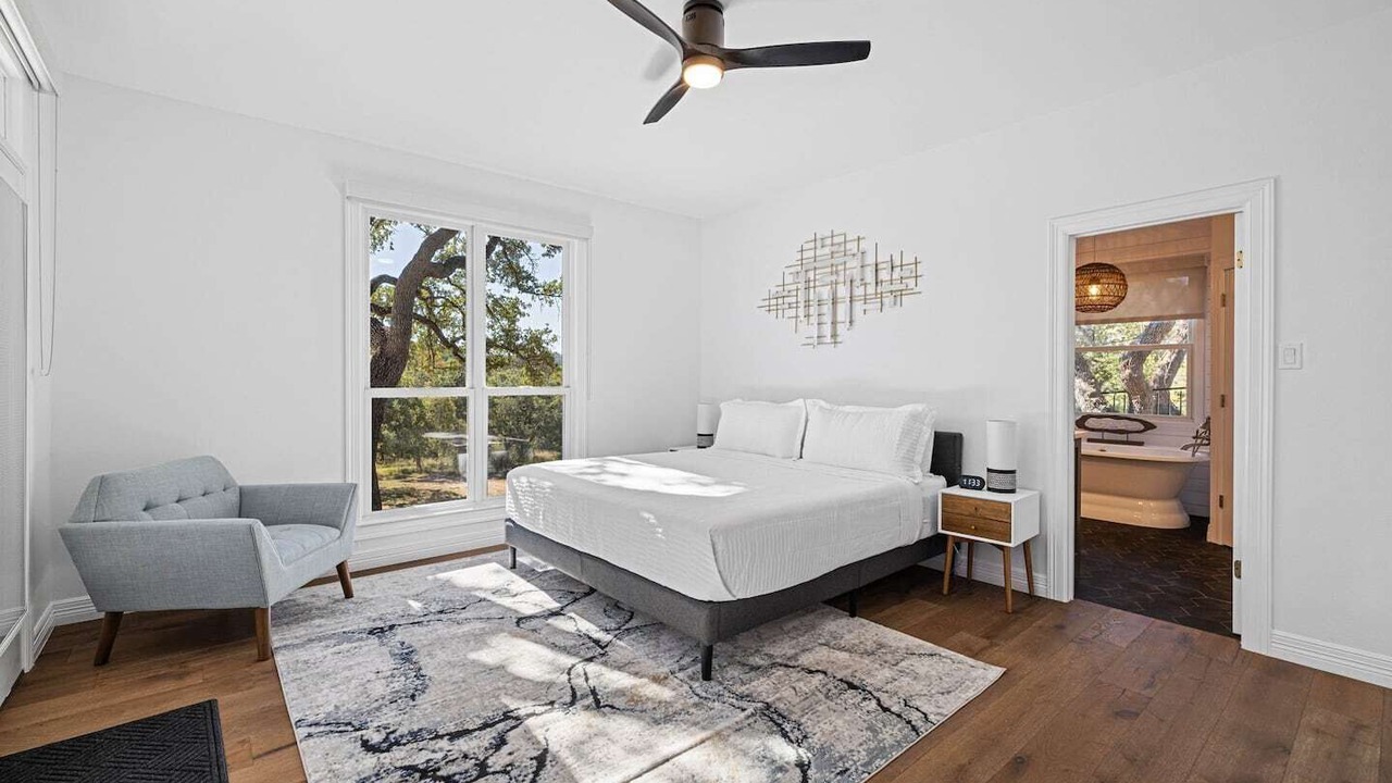 Photo of Bedroom in Leander