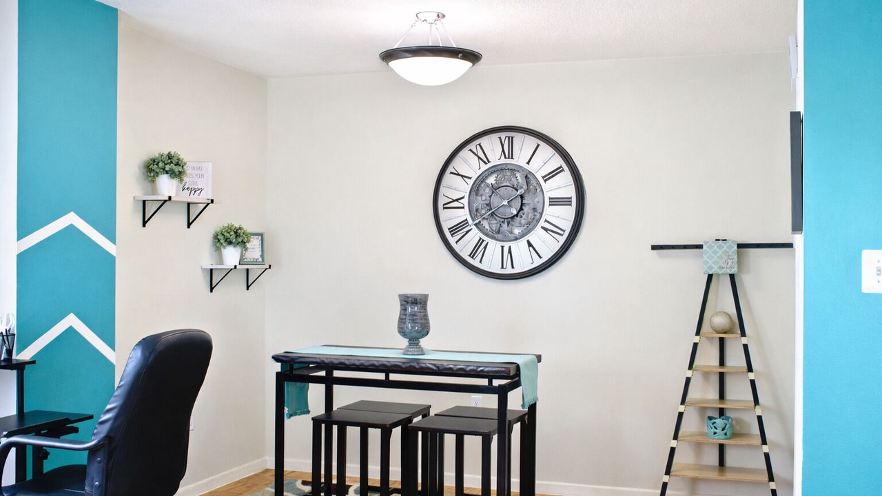 Photo of Livingroom in Aurora Highlands