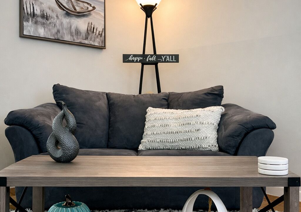 Photo of Livingroom in Aurora Highlands