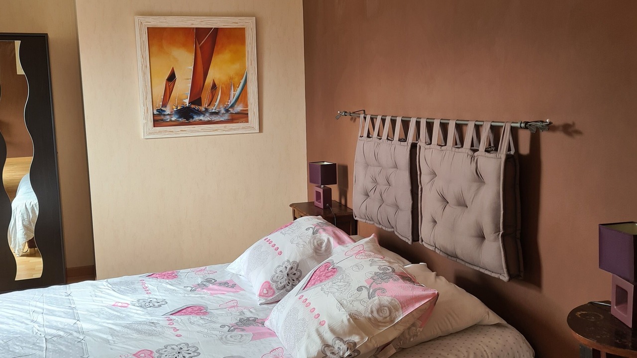 Photo of Bedroom in Theix-Noyalo